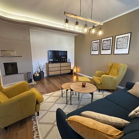 Traumdomizile - Wohnung Am Gruenen Stadtrand เคมนิตซ์ ภายนอก รูปภาพ