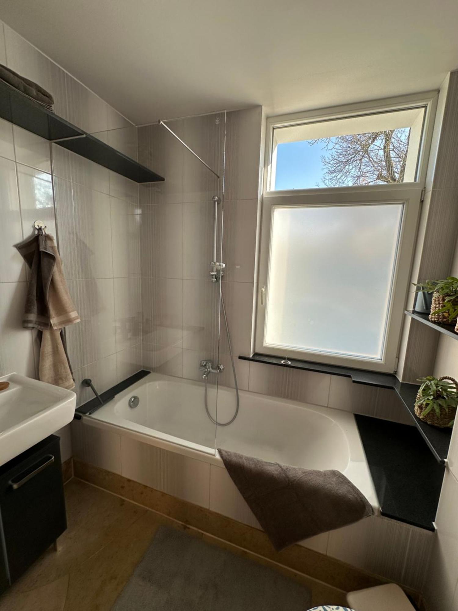 Traumdomizile - Wohnung Am Gruenen Stadtrand เคมนิตซ์ ภายนอก รูปภาพ